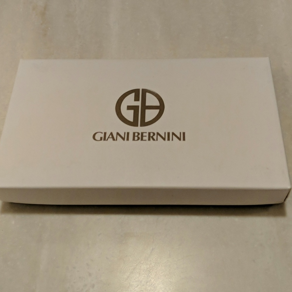 Giani Bernini NWT